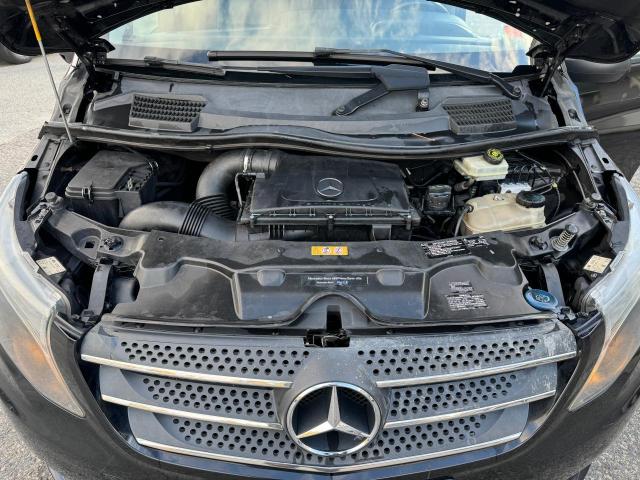 WD4PG2EE6J3375584 - 2018 MERCEDES-BENZ METRIS BLACK photo 7