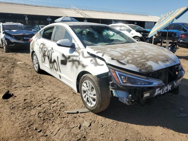 5NPD74LF4KH415901 - 2019 HYUNDAI ELANTRA SE WHITE photo 4