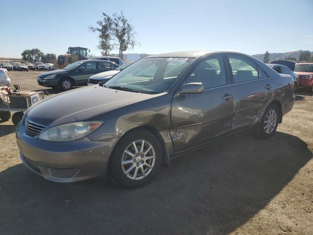 4T1BE30K35U531489 - 2005 TOYOTA CAMRY LE GRAY photo 1