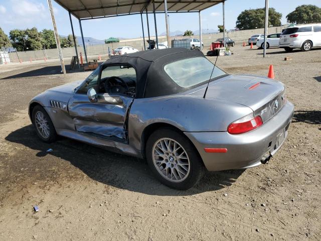 4USCN33442LM06454 - 2002 BMW Z3 2.5 GRAY photo 2