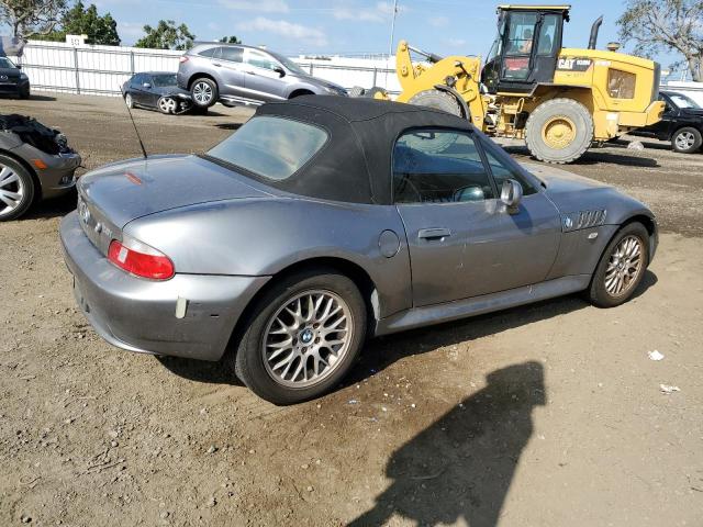 4USCN33442LM06454 - 2002 BMW Z3 2.5 GRAY photo 3