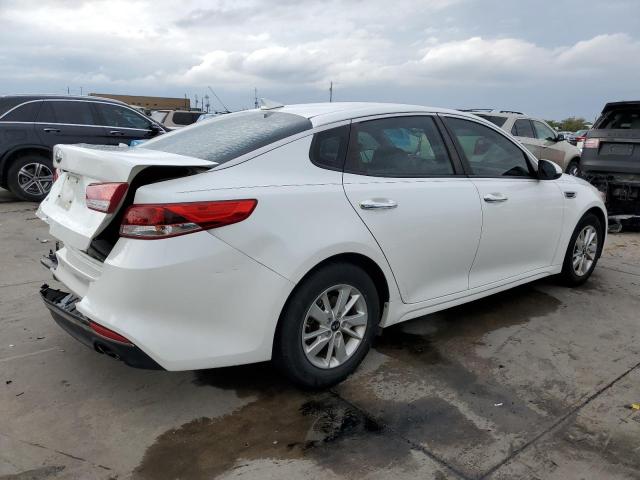 KNAGT4L30G5095320 - 2016 KIA OPTIMA LX WHITE photo 3