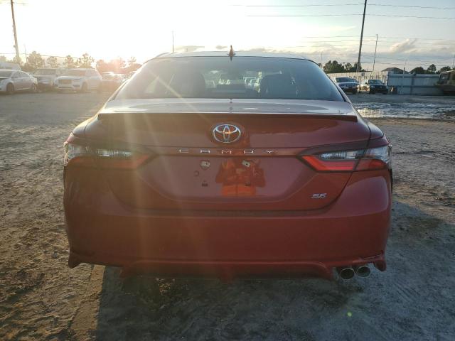 4T1G11AK7RU219072 - 2024 TOYOTA CAMRY SE NIGHT SHADE RED photo 6