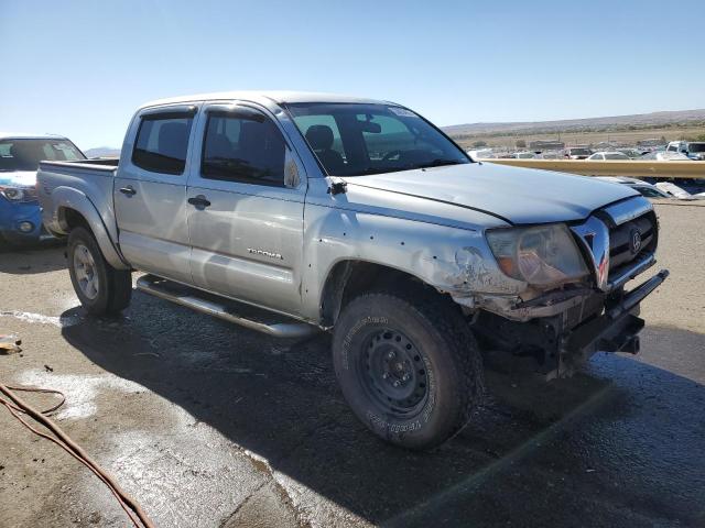 5TEJU62N28Z511676 - 2008 TOYOTA TACOMA DOUBLE CAB PRERUNNER SILVER photo 4