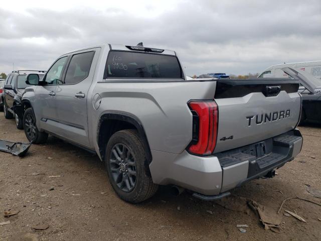 5TFNA5DB5NX003390 - 2022 TOYOTA TUNDRA CREWMAX PLATINUM Gümüş foto 2