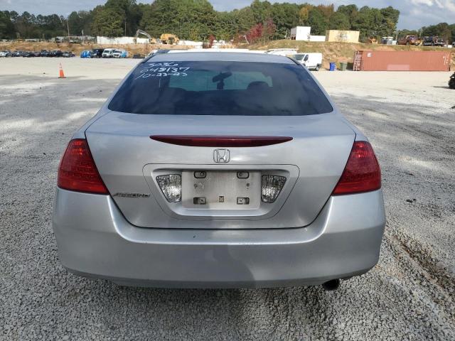 1HGCM56366A048137 - 2006 HONDA ACCORD SE SILVER photo 6