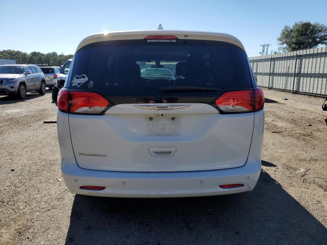 2C4RC1CG7JR101797 - 2018 CHRYSLER PACIFICA LX WHITE photo 6