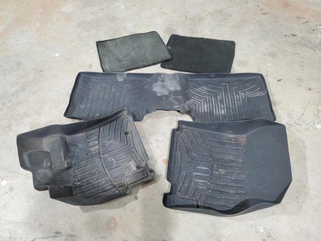 JTKJF5C76B3014620 - 2011 TOYOTA SCION TC 灰色 照片 12