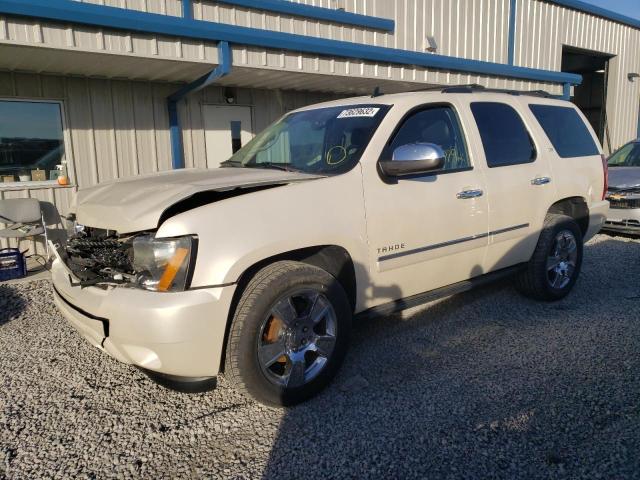 1GNUKCE01AR105639 - 2010 CHEVROLET TAHOE K1500 LTZ WHITE photo 1