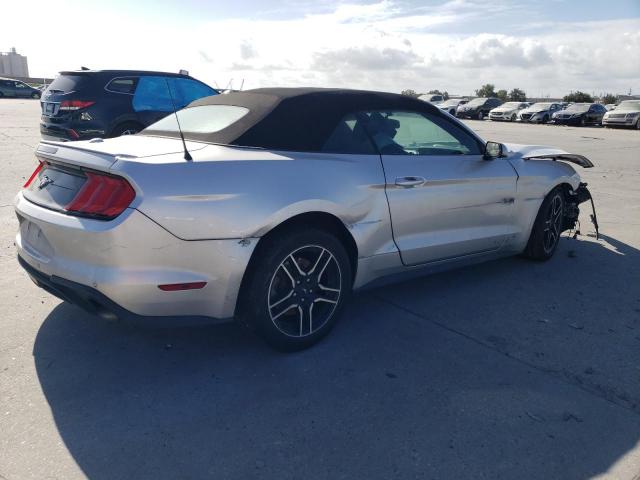 1FATP8UH9K5104814 - 2019 FORD MUSTANG SILVER photo 3