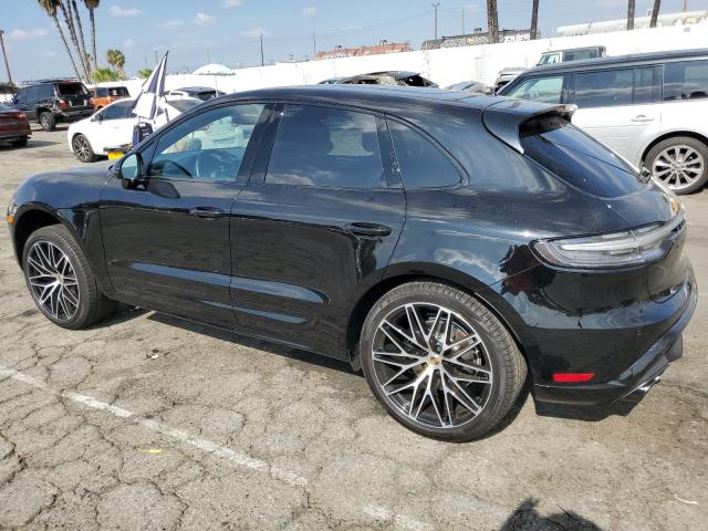 WP1AA2A52PLB01040 - 2023 PORSCHE MACAN BASE BLACK photo 2