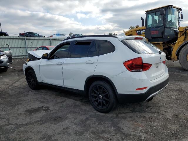 WBAVL1C58DVR92422 - 2013 BMW X1 XDRIVE28I WHITE photo 2