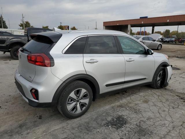 KNDCB3LC1L5361601 - 2020 KIA NIRO LX SILVER photo 3