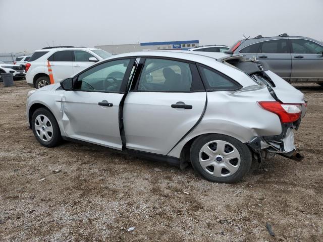 1FAHP3E23CL257382 - 2012 FORD FOCUS S SILVER photo 2