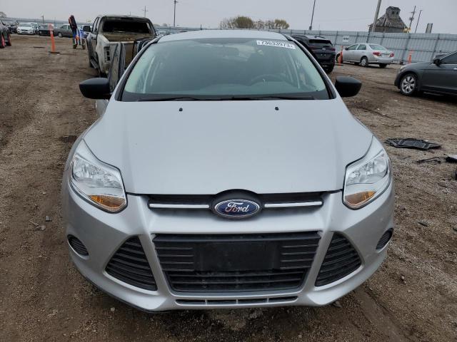 1FAHP3E23CL257382 - 2012 FORD FOCUS S SILVER photo 5