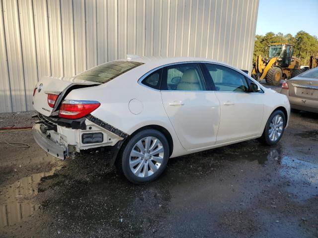 1G4PP5SK9G4103096 - 2016 BUICK VERANO WHITE photo 3