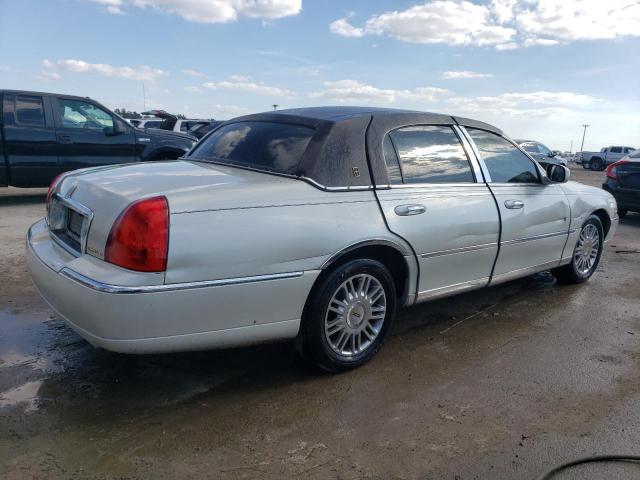 1LNHM82V77Y621161 - 2007 LINCOLN TOWN CAR SIGNATURE LIMITED WHITE photo 3