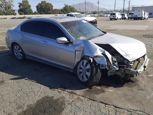 1HGCP3F81AA019337 - 2010 HONDA ACCORD EXL SILVER photo 4