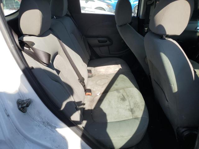 1G1JA6SH7D4130565 - 2013 CHEVROLET SONIC LS WHITE photo 10