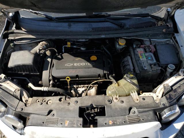 1G1JA6SH7D4130565 - 2013 CHEVROLET SONIC LS WHITE photo 11