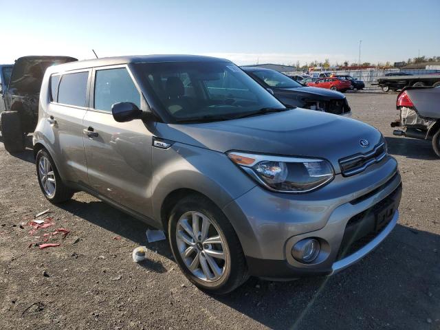 KNDJP3A58J7505112 - 2018 KIA SOUL + GRAY photo 4