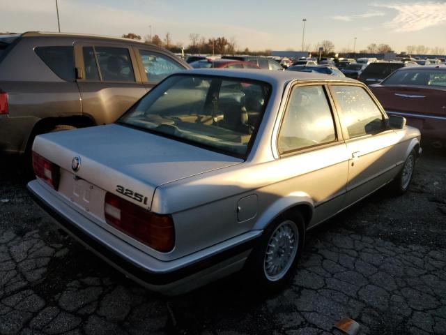 WBAAA2310MEC55029 - 1991 BMW 325 I AUTOMATIC SILVER photo 3