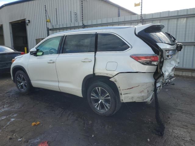 5TDKKRFH1GS128159 - 2016 TOYOTA HIGHLANDER XLE WHITE photo 2