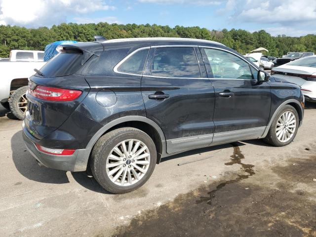 5LMCJ1C91KUL08907 - 2019 LINCOLN MKC BLACK photo 3