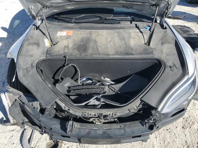5YJSA1E22GF175724 - 2016 TESLA MODEL S 银色 照片 11