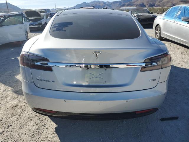 5YJSA1E22GF175724 - 2016 TESLA MODEL S 银色 照片 6