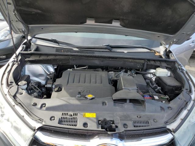 5TDKKRFH5FS090241 - 2015 TOYOTA HIGHLANDER XLE GRAY photo 12