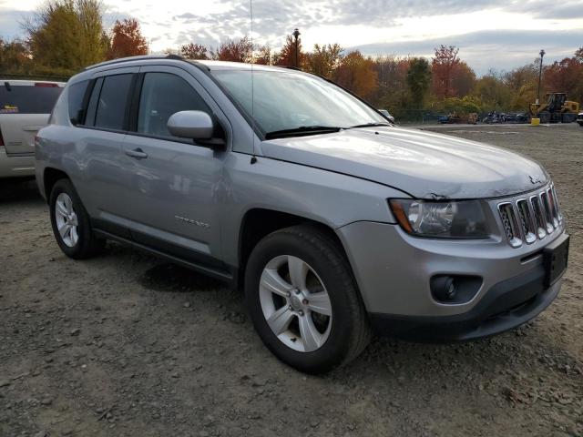 1C4NJDEB3ED846532 - 2014 JEEP COMPASS LATITUDE GRAY photo 4