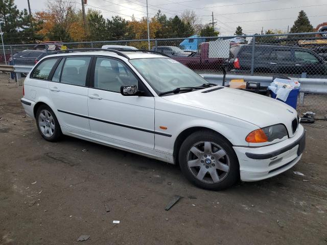 WBAAR3340YJM02842 - 2000 BMW 323 IT WHITE photo 4