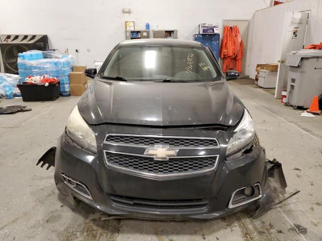 1G11C5SA8DF201199 - 2013 CHEVROLET MALIBU 1LT შავი ფოტო 5