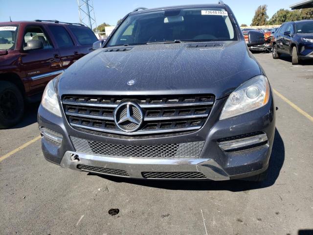 4JGDA5HB3CA053884 - 2012 MERCEDES-BENZ ML 350 4MATIC GRAY photo 5