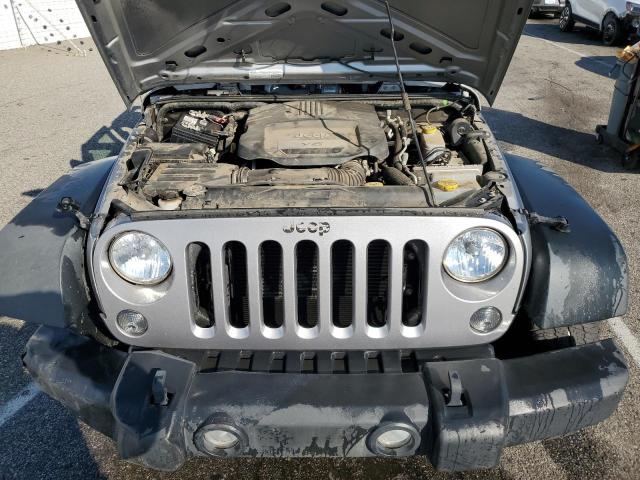 1C4GJWAG8JL917973 - 2018 JEEP WRANGLER SPORT GRAY photo 12