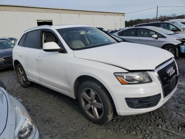 WA1LKAFP0AA098860 - 2010 AUDI Q5 PREMIUM PLUS WHITE photo 4