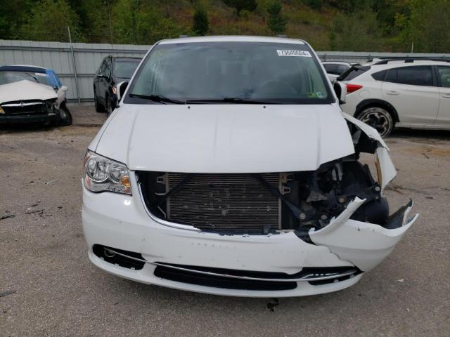 2C4RC1BG9ER184608 - 2014 CHRYSLER TOWN & COU TOURING WHITE photo 5