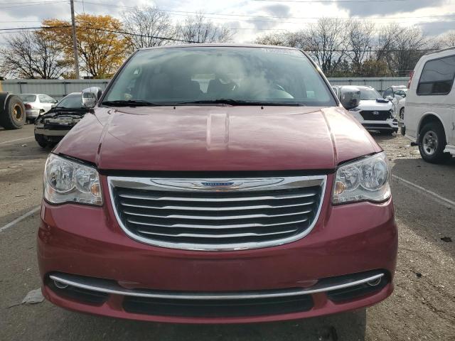 2C4RC1JG0GR261418 - 2016 CHRYSLER TOWN & COU LIMITED RED photo 5