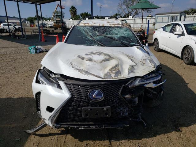 JTHE9JBH1M2053108 - 2021 LEXUS UX 250H WHITE photo 5