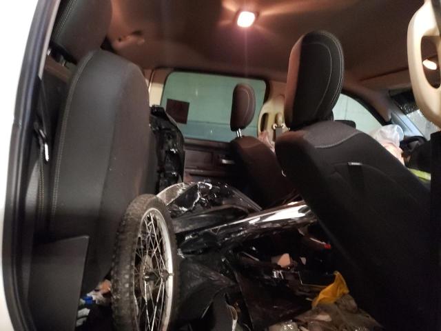 3C6UR5CJ3KG574428 - 2019 RAM 2500 TRADESMAN Beyaz fotoğraf 10