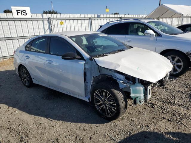 3KPF54AD5PE615441 - 2023 KIA FORTE GT LINE WHITE photo 4