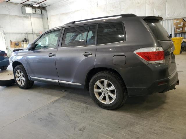 5TDBK3EHXBS082094 - 2011 TOYOTA HIGHLANDER BASE GRAY photo 2