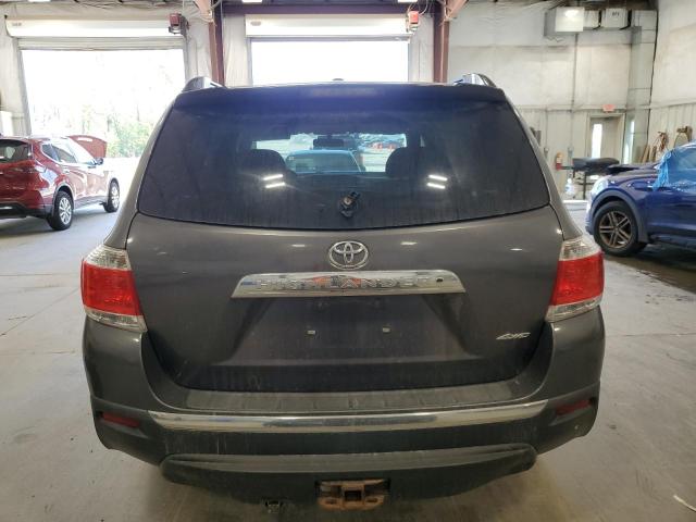 5TDBK3EHXBS082094 - 2011 TOYOTA HIGHLANDER BASE GRAY photo 6