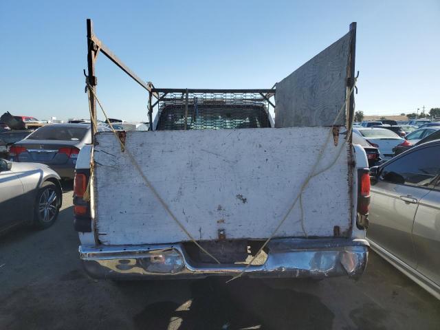 1B7KC23Z8YJ135013 - 2000 DODGE 2500BR WHITE photo 6