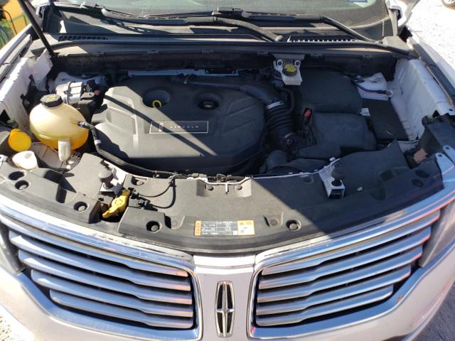 5LMCJ4C94HUL56377 - 2017 LINCOLN MKC BLACK LABEL Weiß Foto 12