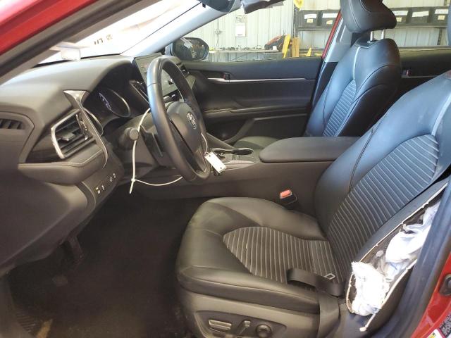 4T1G11AK7PU172364 - 2023 TOYOTA CAMRY SE NIGHT SHADE RED photo 7