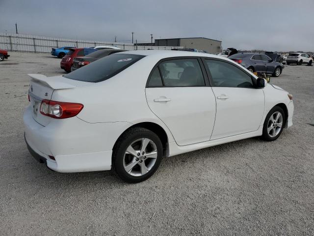 2T1BU4EE6BC645818 - 2011 TOYOTA COROLLA BASE WHITE photo 3