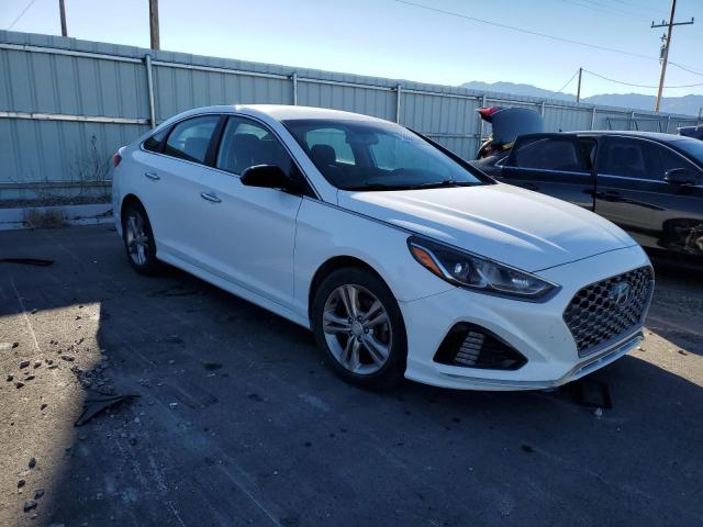 5NPE34AF3KH759609 - 2019 HYUNDAI SONATA LIMITED WHITE photo 4