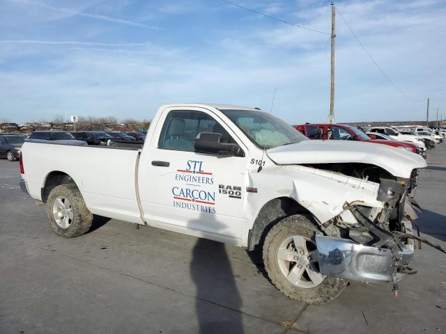 3C6JR7DT5KG510034 - 2019 RAM 1500 CLASS TRADESMAN WHITE photo 4